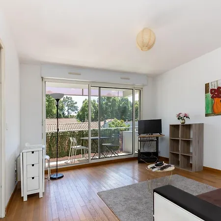 Joli Studio Verdin Biarritz